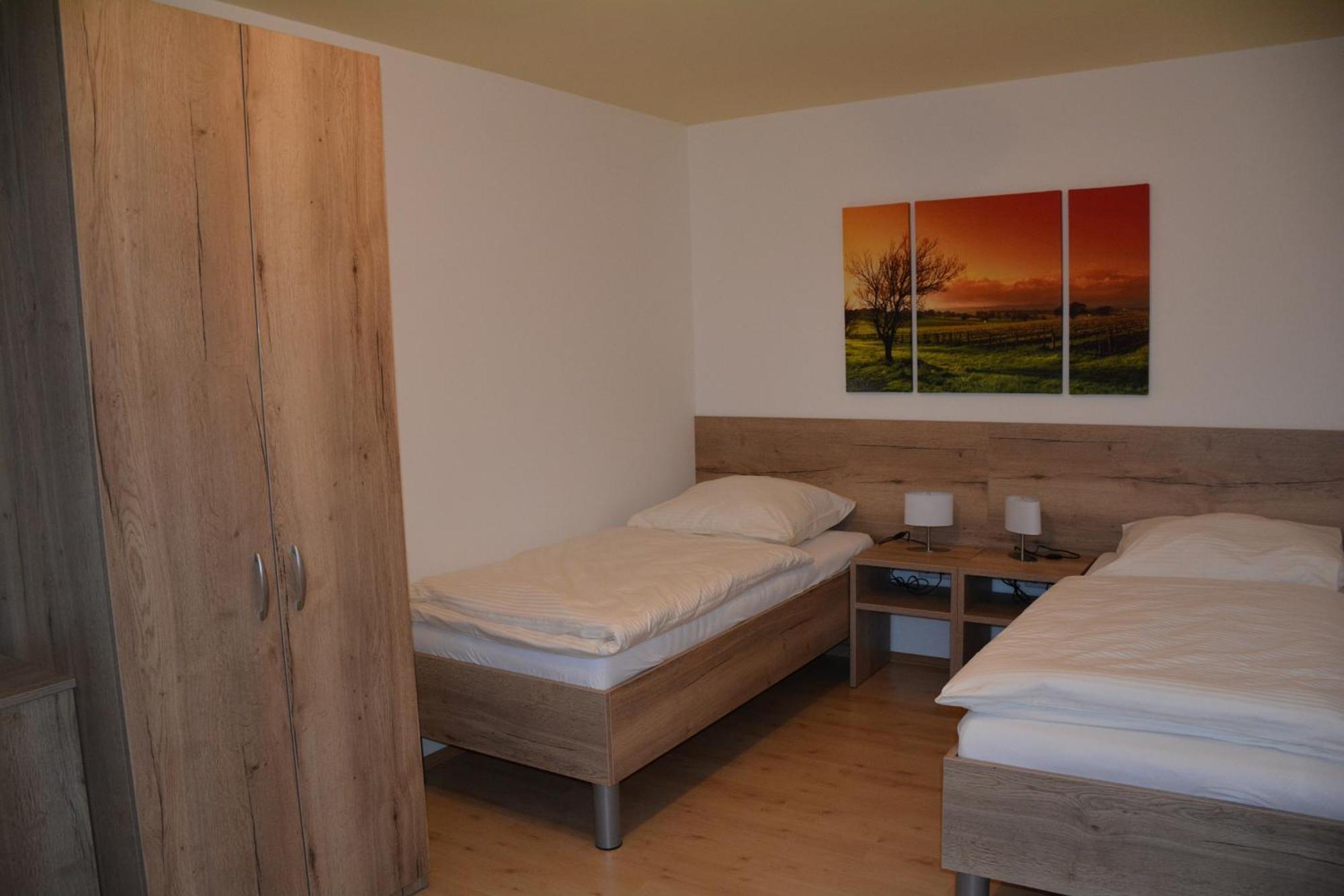 Landhof Lydia Apartment Roggendorf ภายนอก รูปภาพ